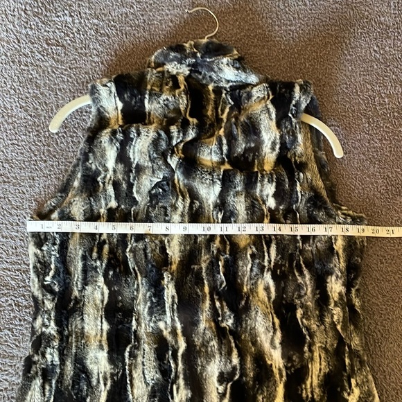 VINE STREET “Melange” Faux Fur Brown Cream Black Vest Sz: M - Picture 8 of 14